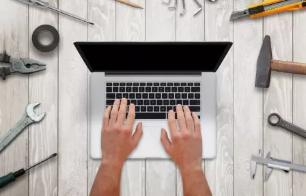 L'exploitation d'un site internet passe par une maintenance de qualité, réactive et efficace